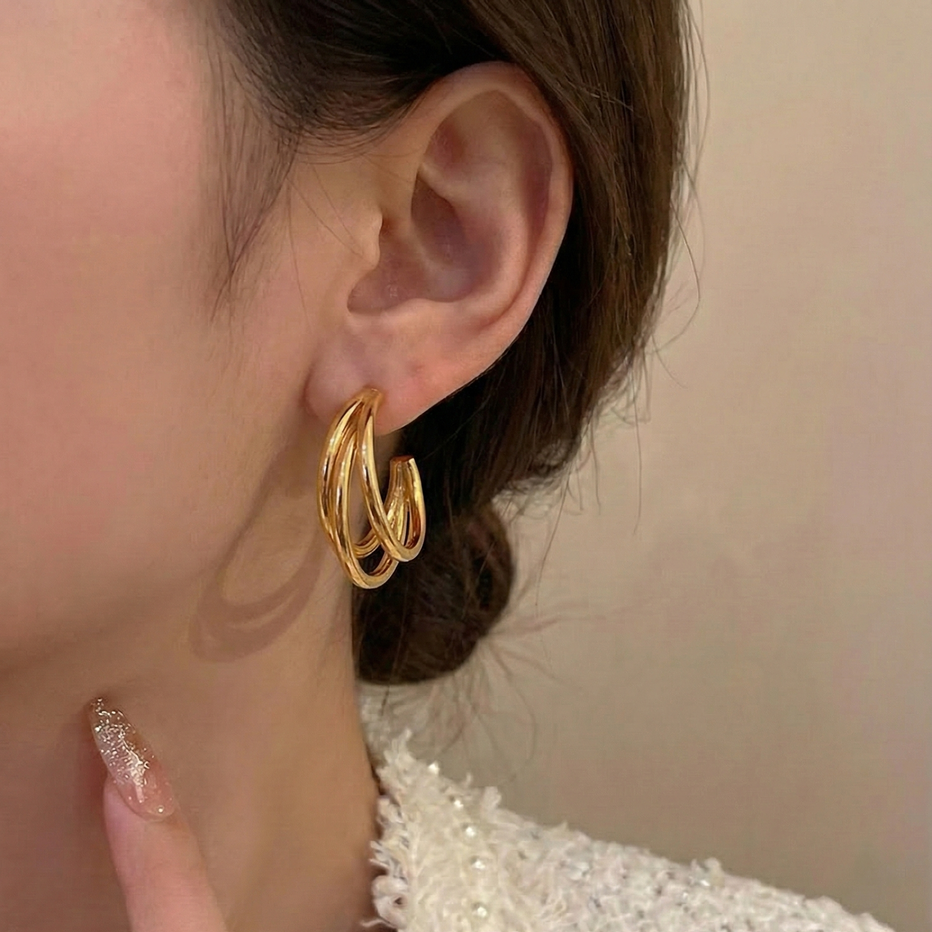 GildCircle Hoops Earrings
