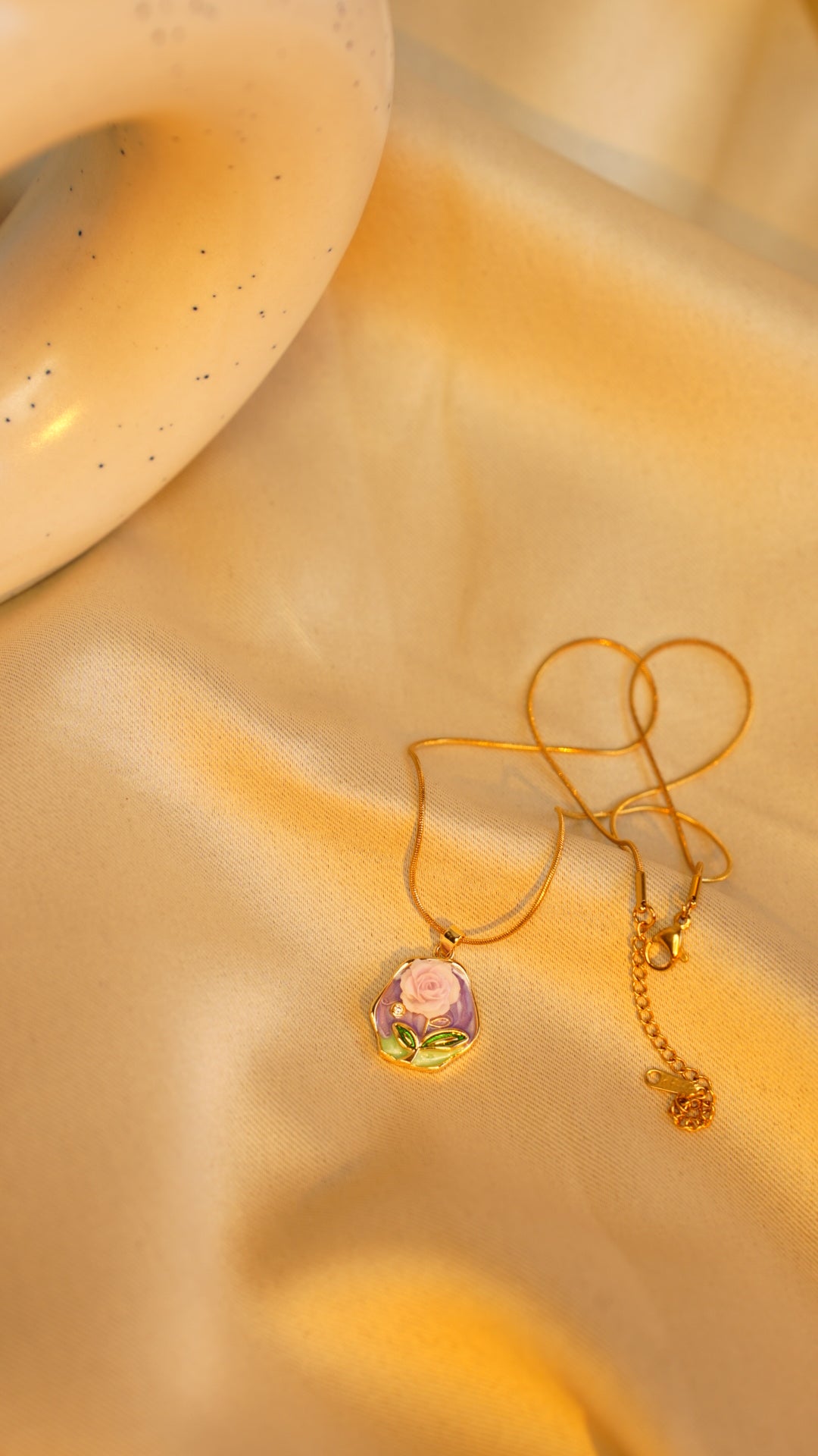 RoséMyst Women Pendant