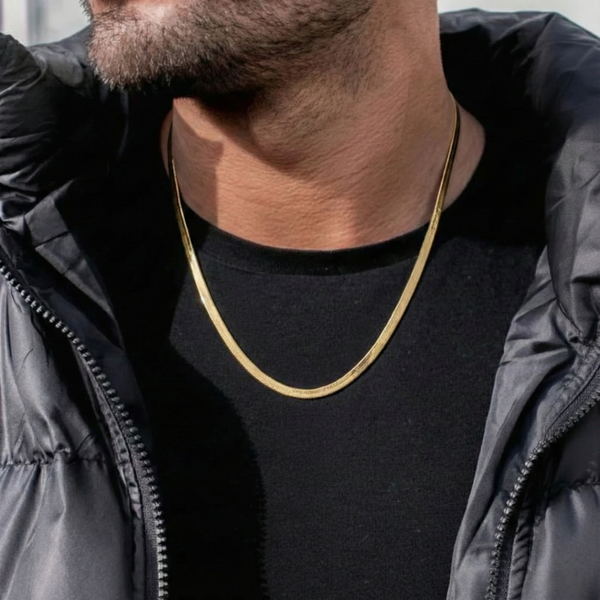 Vanta Luxe Gold Chain Men Pendant